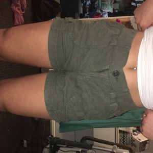 Comfy green Maurice’s short shorts